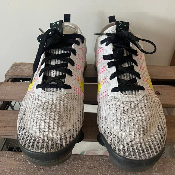 Nike Air VaporMax FK 3 GS White Dynamic Yellow - BQ5238 102 - Size: 6Y /… - Picture 2 of 7
